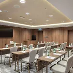 Doubletree By Hilton Center