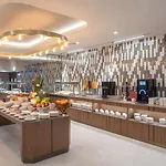 Hotel Doubletree By Hilton Center 4*