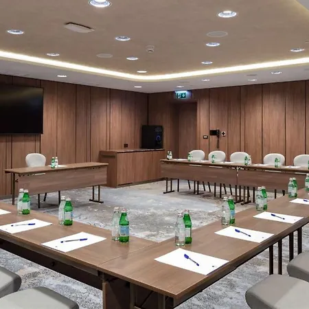 Hotel Doubletree By Hilton Center 4*