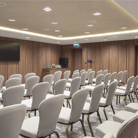 Doubletree By Hilton Center 호텔 플로브디프