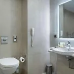 Doubletree By Hilton Center