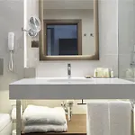 Doubletree By Hilton Center Отель 4*