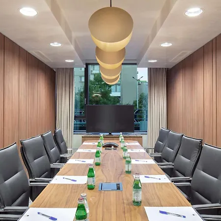 Ξενοδοχείο Doubletree By Hilton Center