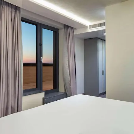 Doubletree By Hilton Center فندق بلوفديف