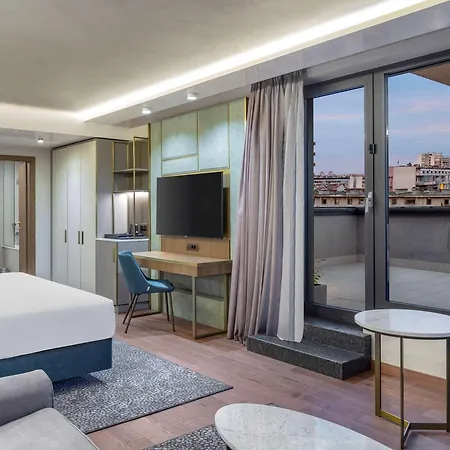 Doubletree By Hilton Center بلوفديف