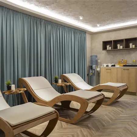 Hotel Doubletree By Hilton Center 4*