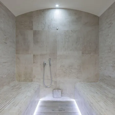 Doubletree By Hilton Center Пловдив