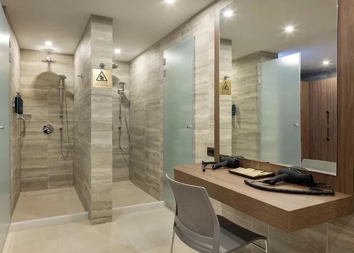 Doubletree By Hilton Center Φιλιππούπολη