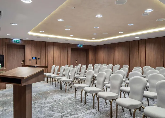 Doubletree By Hilton Center Ξενοδοχείο