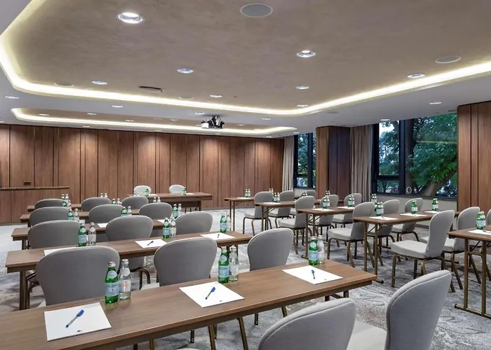 Doubletree By Hilton Center Ξενοδοχείο Φιλιππούπολη