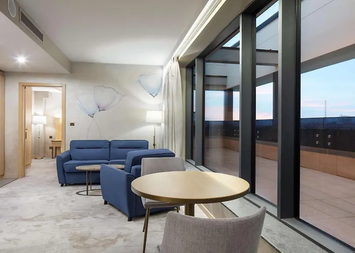 Doubletree By Hilton Center Ξενοδοχείο Φιλιππούπολη