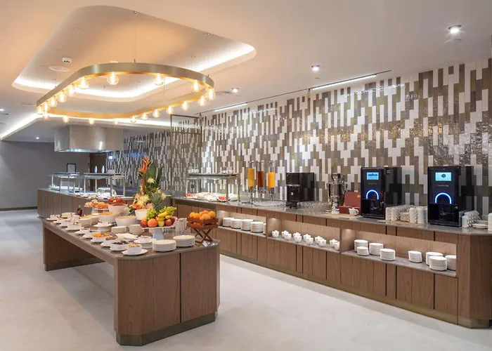 Doubletree By Hilton Center Ξενοδοχείο